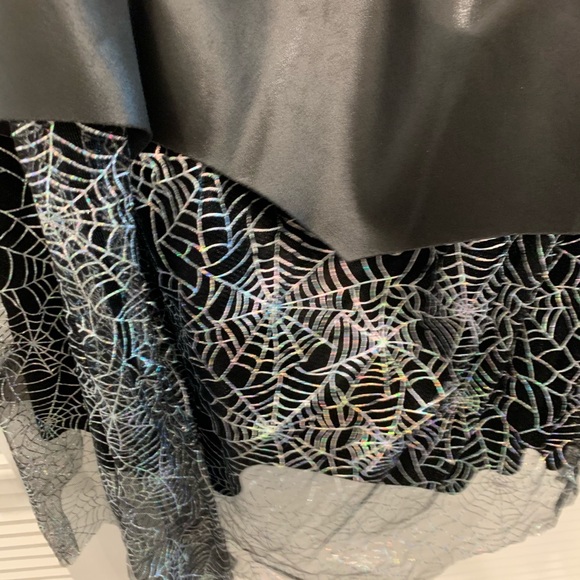 WOMAN VIXEN Halloween COSTUME - Picture 4 of 5